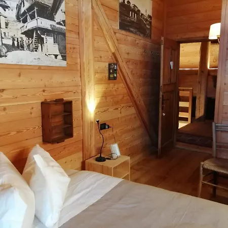 Chalet *